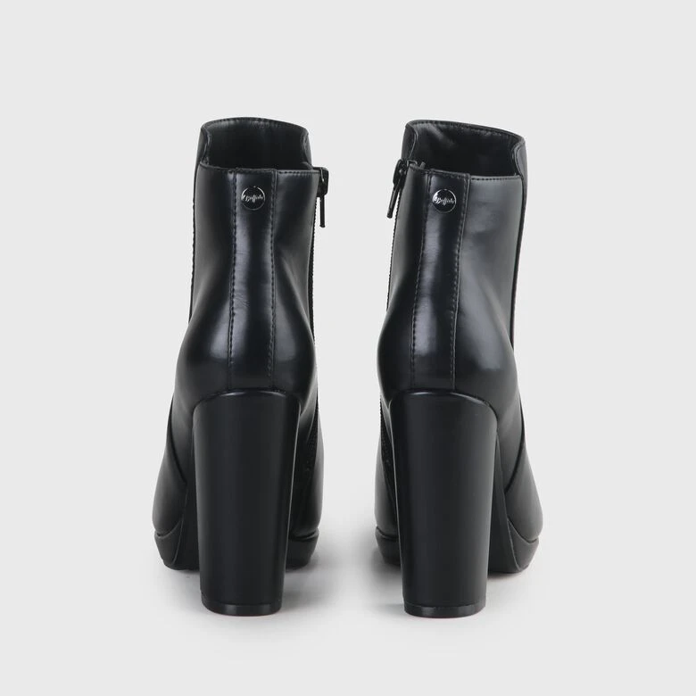 Buffalo Melinda 6 Buffalo Melinda – Bild 4