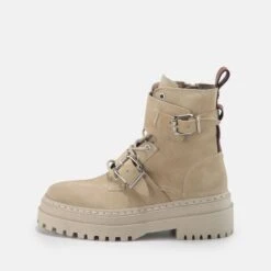 Buffalo Sari Wildleder