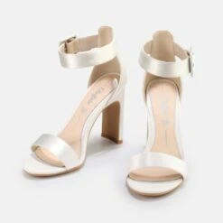 Buffalo Lorena -Buffalo Verkaufsgeschäft 2029596 P4