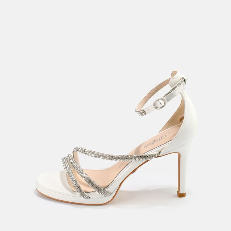 Buffalo Noemi 3 Buffalo Noemi